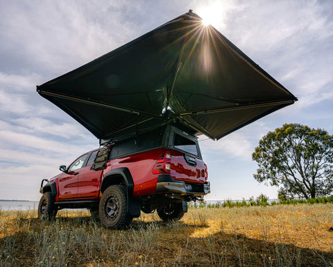 Image of Ironman 4x4 DeltaWing 270° Vehicle Awning