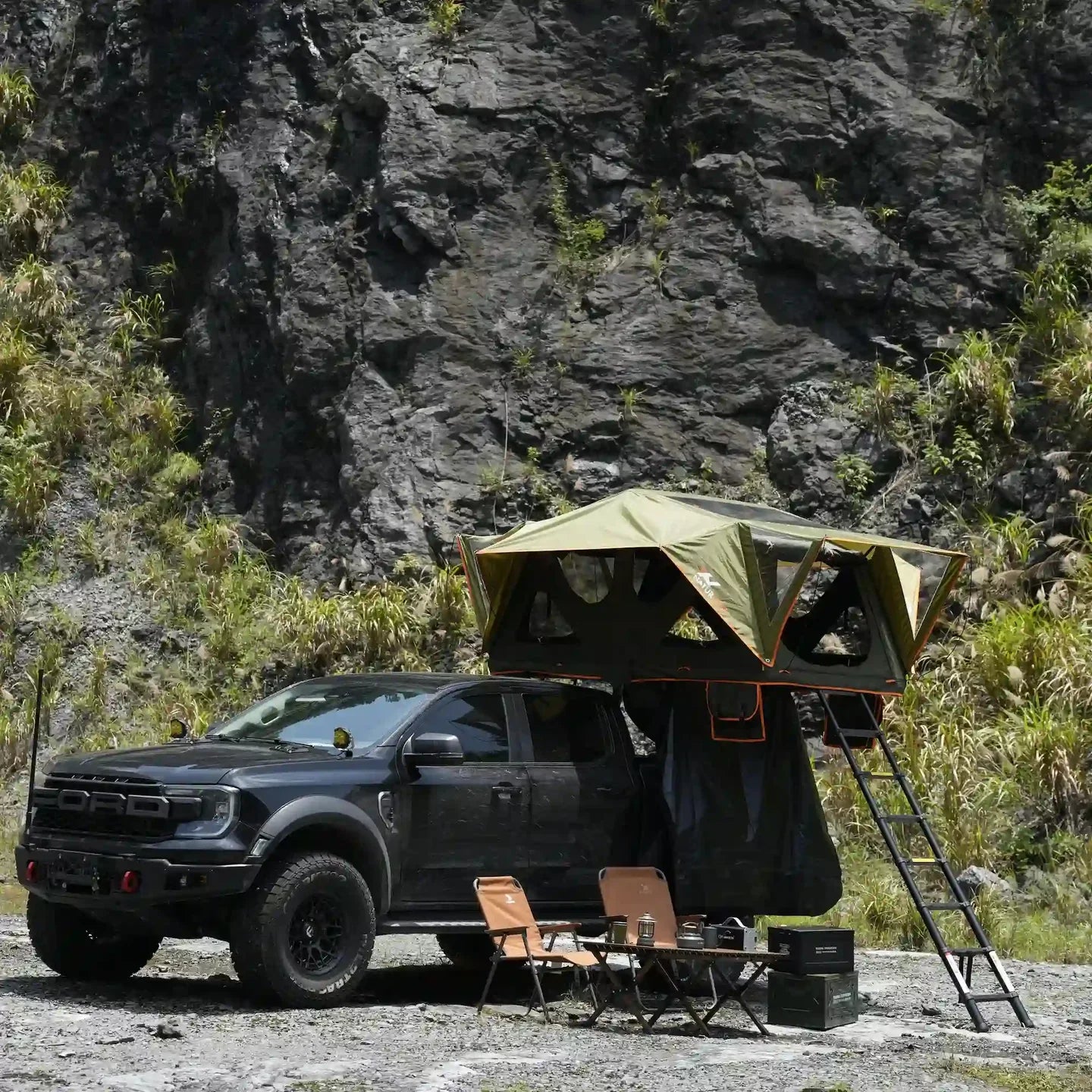 Naturnest Andromeda Roof Top Tent - Soft Shell Dark Green